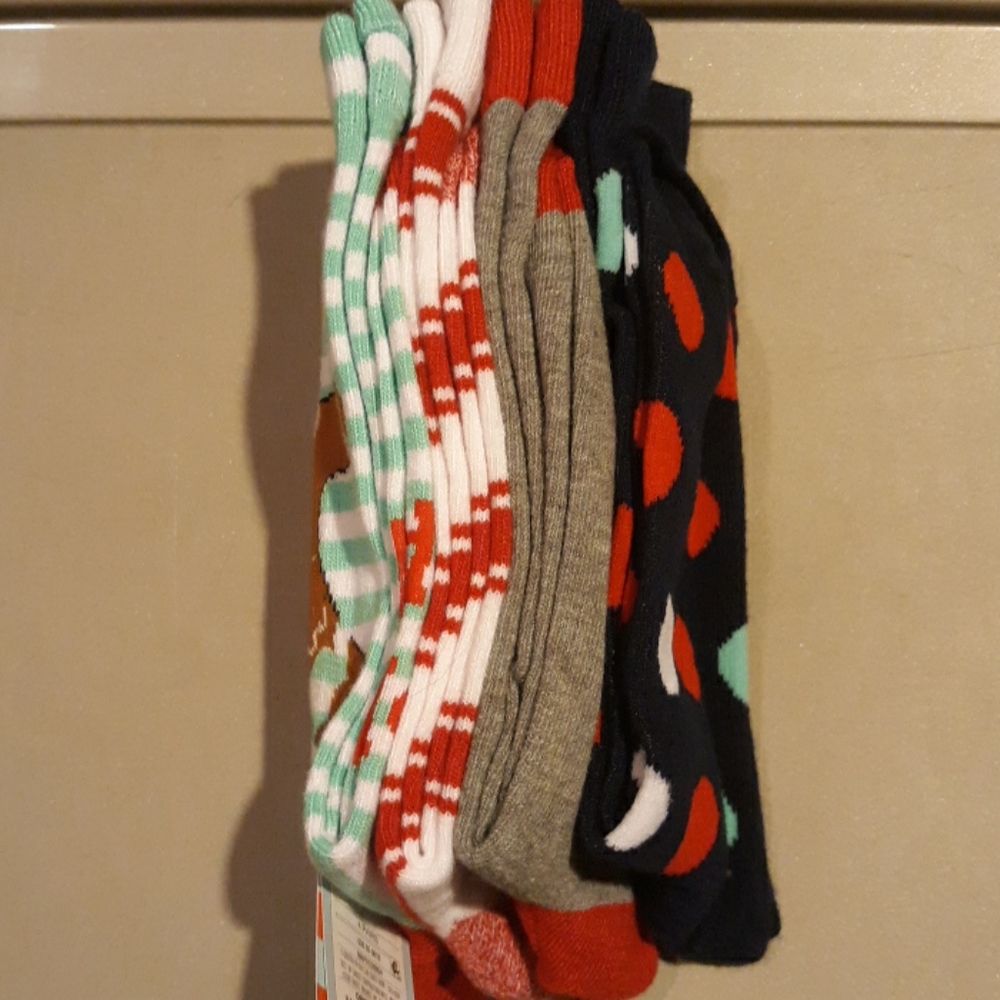 4 New Pairs Cat & Jack Girls Kids Crew Sock - Picture 3 of 5